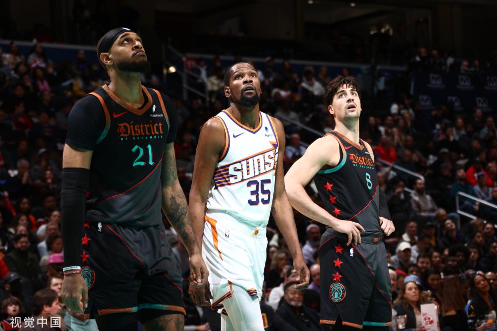 员赛后在亲 员赛后在亲