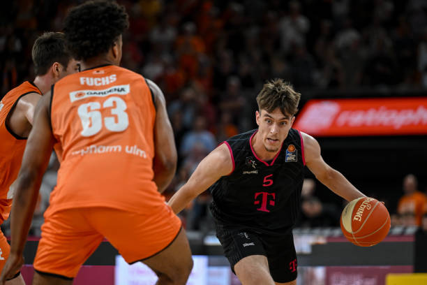 的全能表现 的全能表现