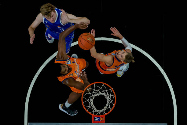 英博送亚泰 英博送亚泰